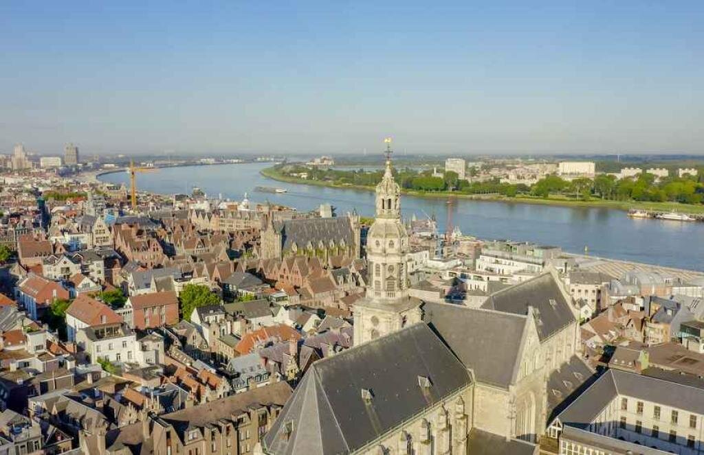 ابتکار جالب شهر بلژیکی در تعیین نماد