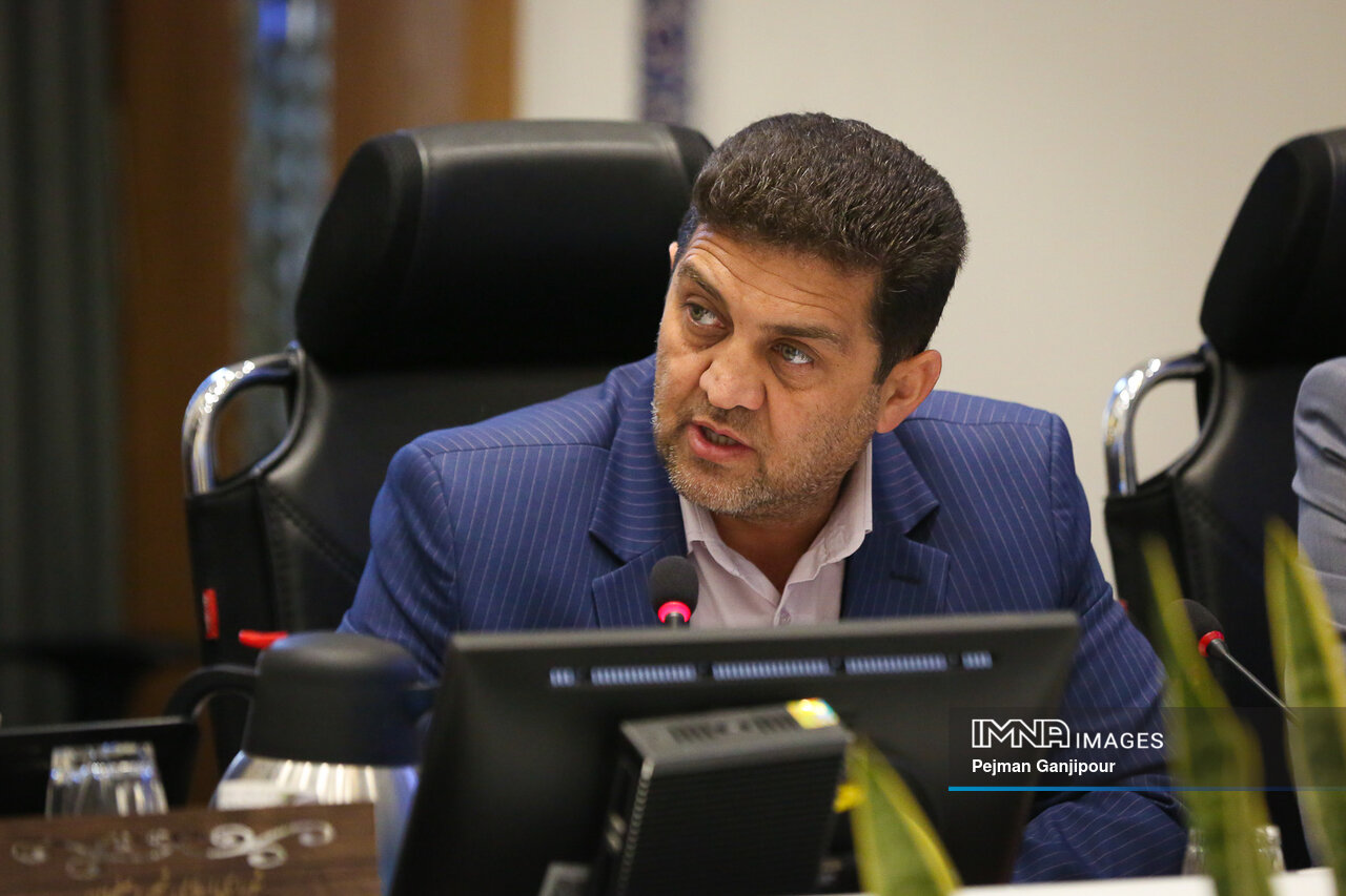 رشد ۲۸۶ درصدی بودجه اجرای عملیات روکش و ترمیم آسفالت مناطق اصفهان