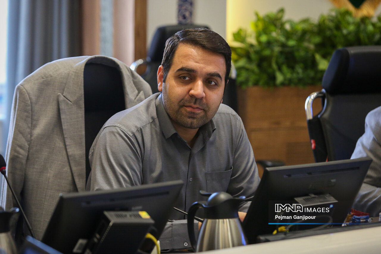 اصفهان مهد نیروهای فرهنگی و فکری است/دانش آموزان و نوجوانان مخاطبان اصلی برنامههای فرهنگی