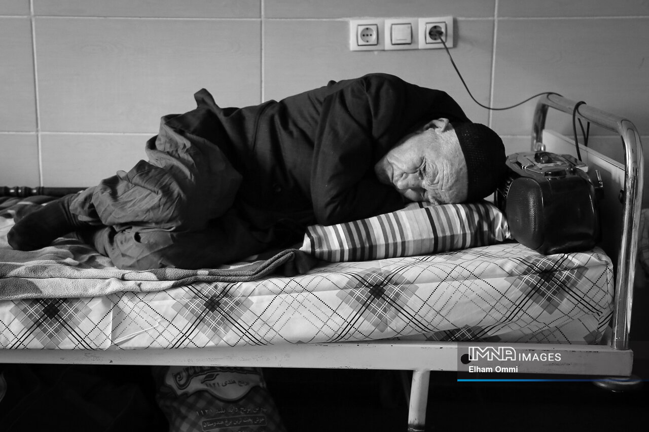 اصفهان از نظر تعداد سالمند در رتبه سوم کشوری است/ لزوم حمایت از سالمندان برای توانمندسازی