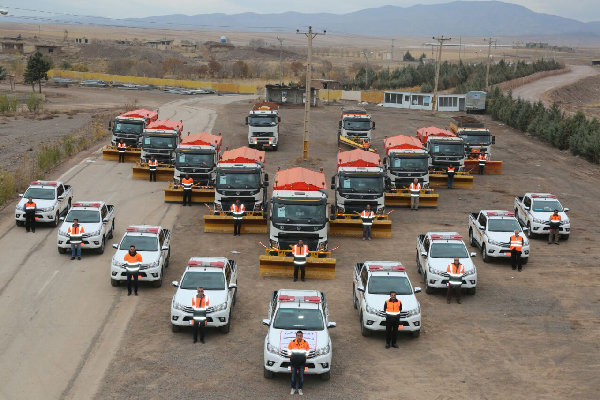 راهداری با ۲۰۰ دستگاه وسیله نقلیه به استقبال فصل سرما می‌رود