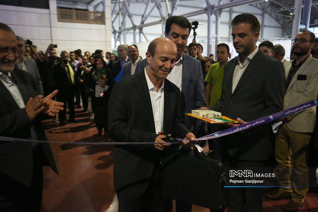 اصفهان، جهانی از علم و فناوری را به نمایش گذاشت / «فن نما» بستری برای تحقق توسعه پایدار