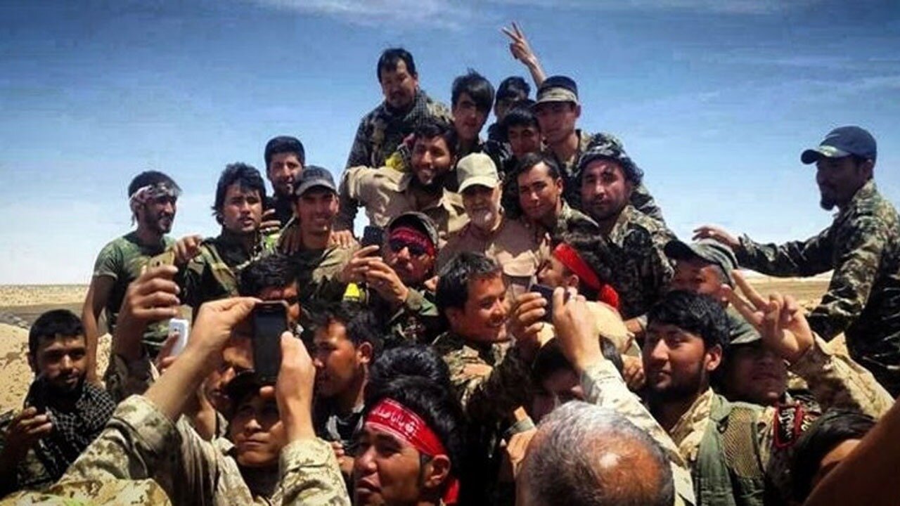 مجاهدان افغانستانی در جبهههای جنگ ایران/ رشادتهایی که نماد دوستی دو ملت شد