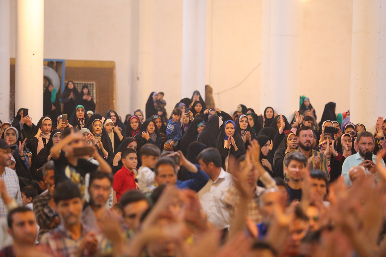 حرم حضرت زینب اختالرضا(ع) میزبان ارادتمندان پیامبر(ص) شد+ تصاویر