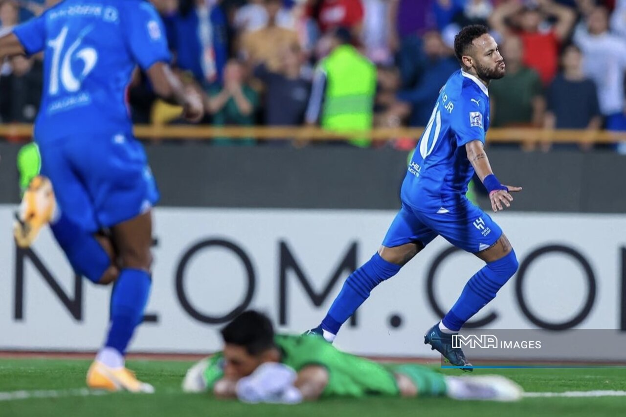 حضور بازیکنان مطرح در کشورهای عربی کاهش سطح فنی تیمهای ملی را در پی دارد