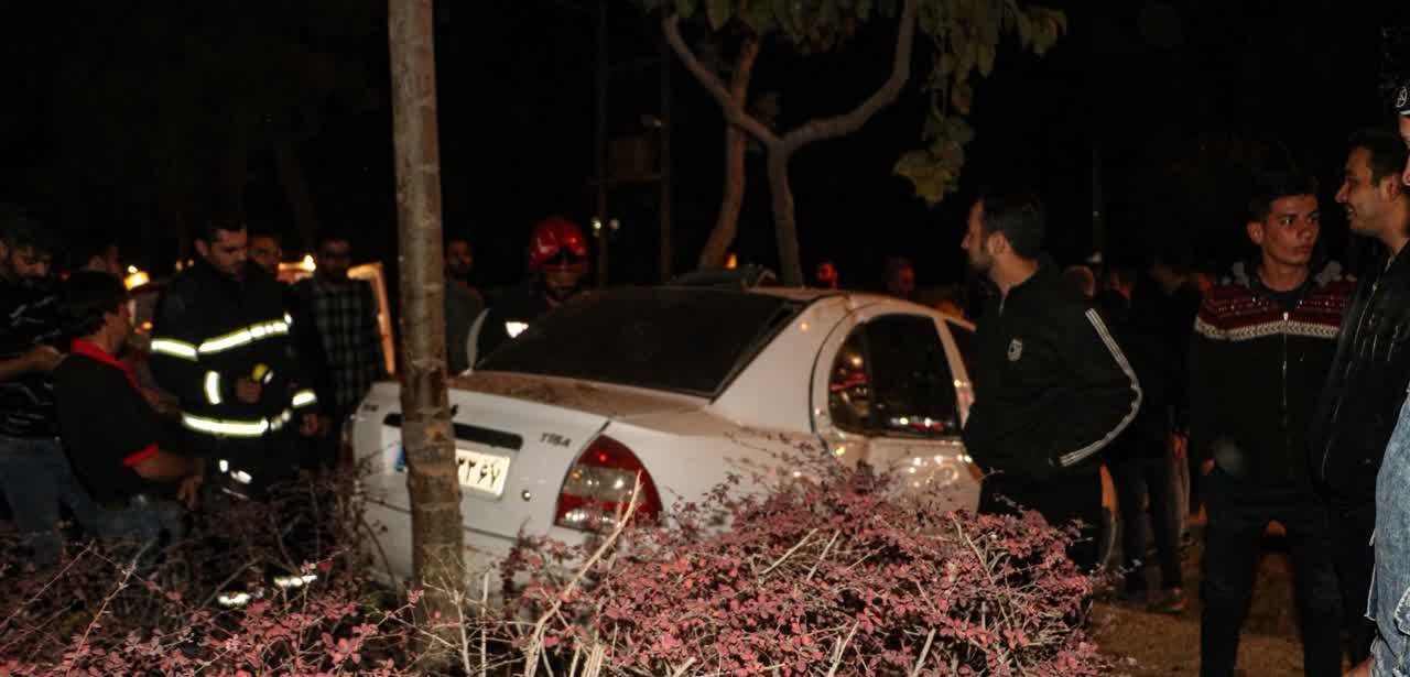 وقوع حریق در زیرزمین یک منزل مسکونی / برخورد تیبا با درختان حاشیه بلوار کاوه