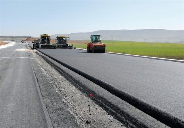 راه دسترسی به دورترین روستاهای بخش مرکزی هرسین آسفالت می‌شود