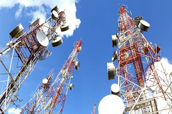 توسعه و تقویت ارتباطات سیار با نصب و راه‌اندازی ۴ سایت و دکل پرسرعت جدید در آبادان