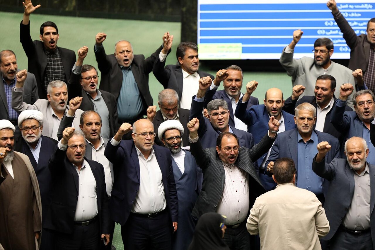 نمایندگان مجلس جنایات رژیم صهیونیستی را محکوم کردند