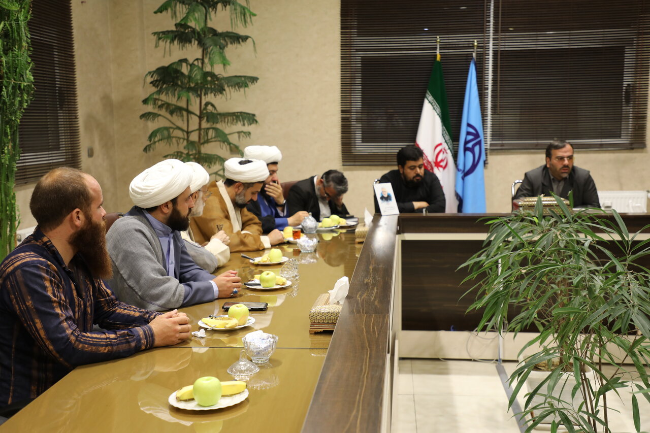 فعالیتهای مقطعی و تبلیغاتی چارهساز مشکلات محلات نیست