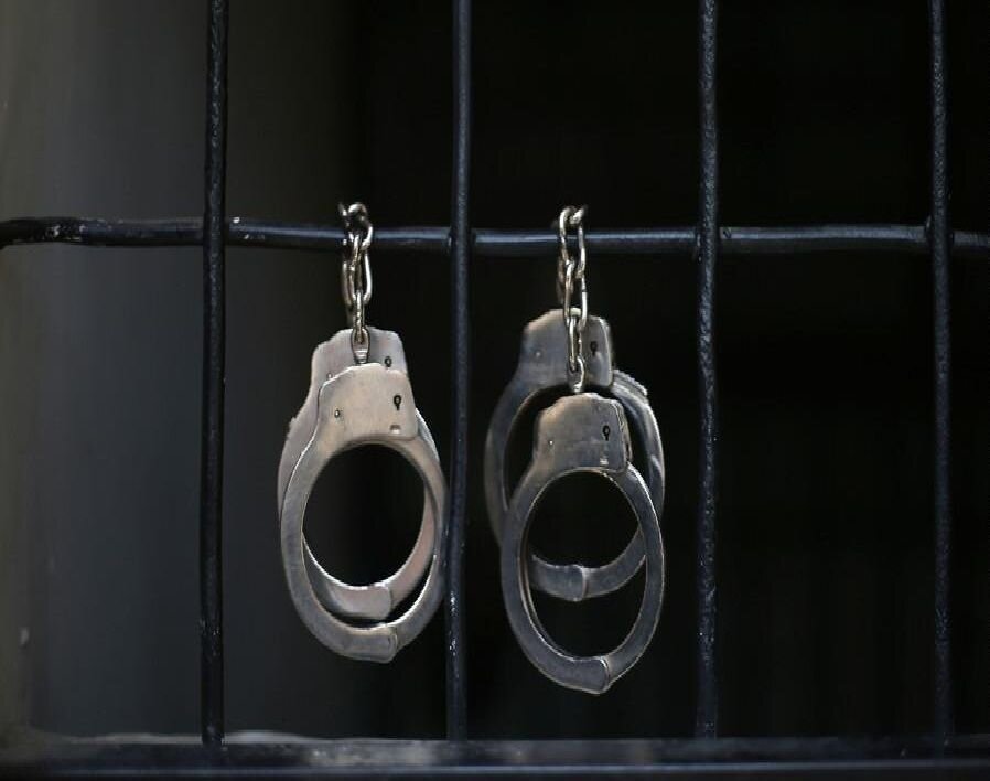 دستگیری ۲ کارمند یکی از ادارات دولتی البرز به جرم اختلاس
