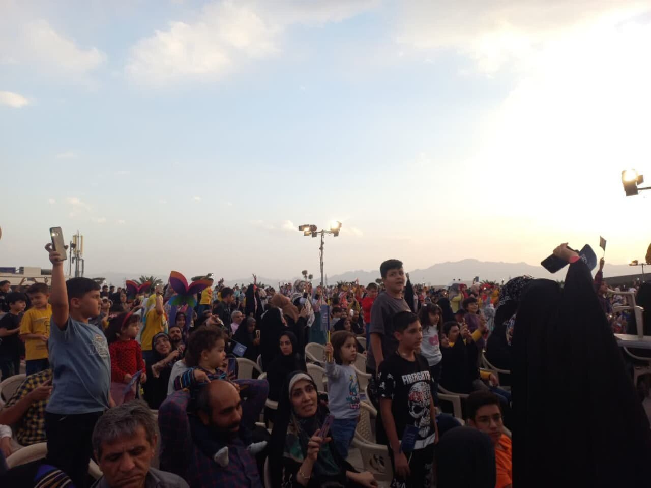 وقتی دهه نودیها سالن اجلاس اصفهان را قُرُق کردند