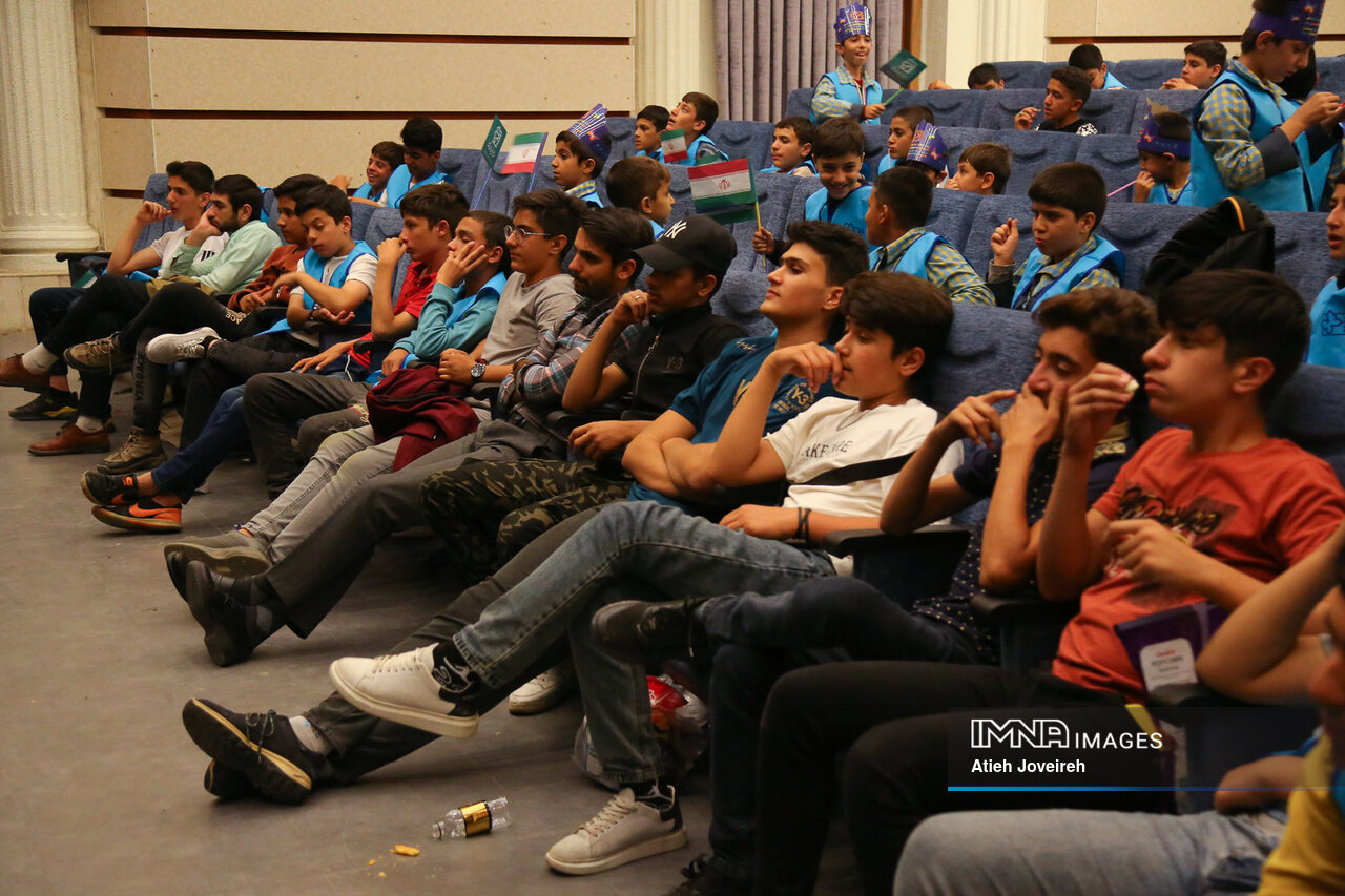 یک‌هزار دانش‌آموز از ۳۰ شهرستان محروم مهمان جشنواره فیلم‌ کودکان و نوجوانان بودند