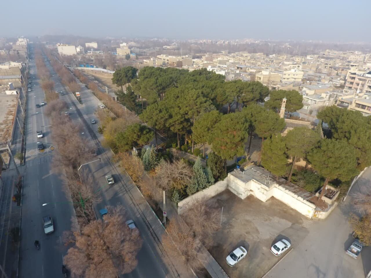 عملیات توسعه و ساماندهی فضای سبز خیابان آتشگاه آغاز شد