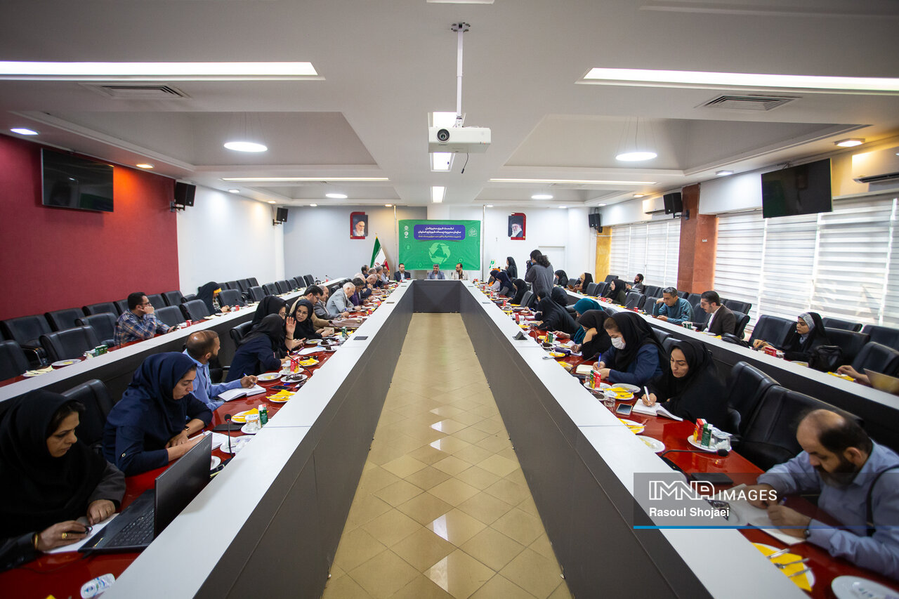 افتتاح تصفیهخانه نانو ازن در اصفهان/نخستین ماشین جاروزنی کمعرض ایرانی رونمایی میشود