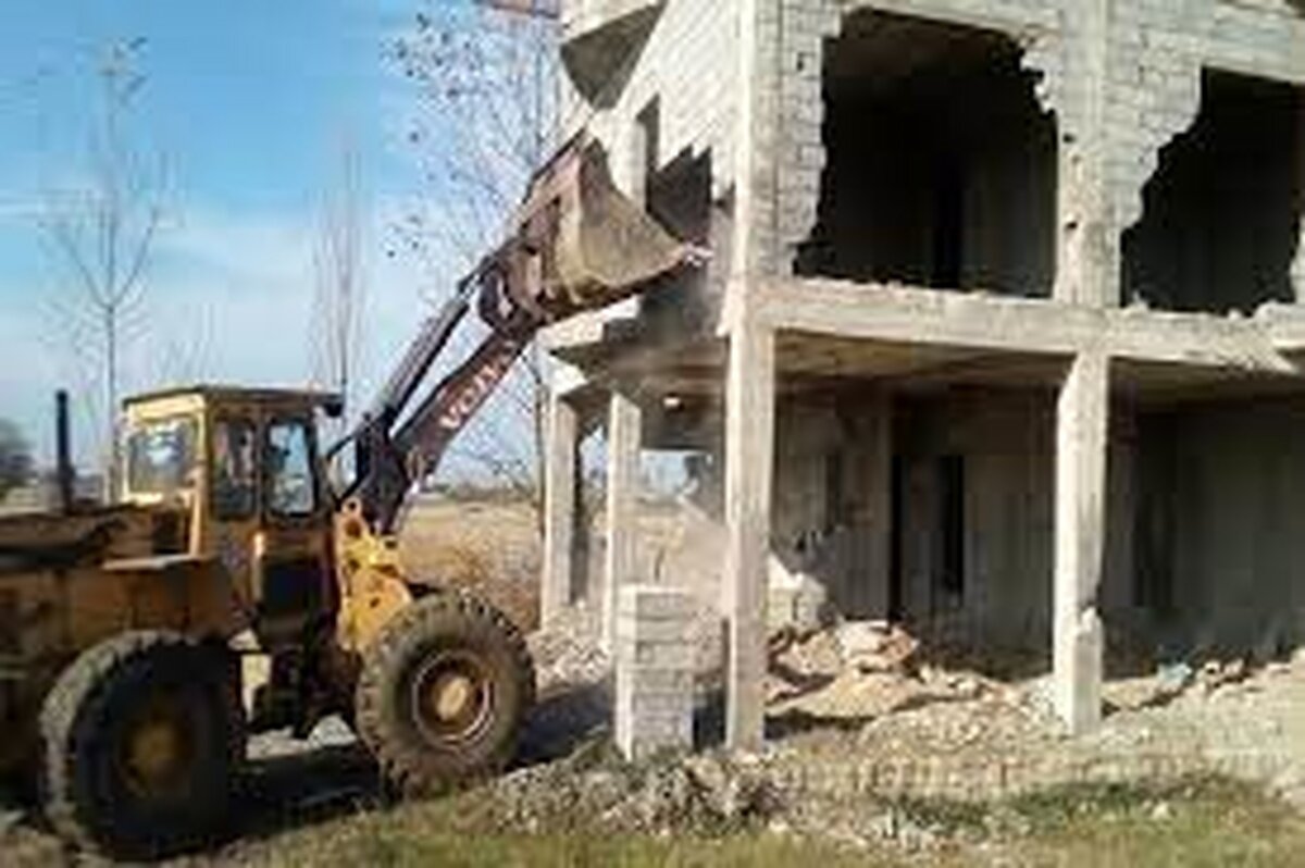 تخریب ۴۲ بنای غیرمجاز در زمین‌های کشاورزی قزوین