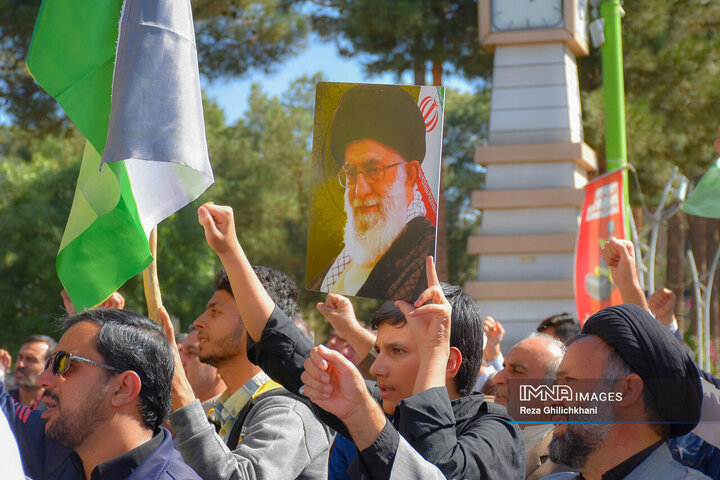 حضور پرشور مردم انقلابی نجف آباد در راهپیمایی ضدصهیونیستی