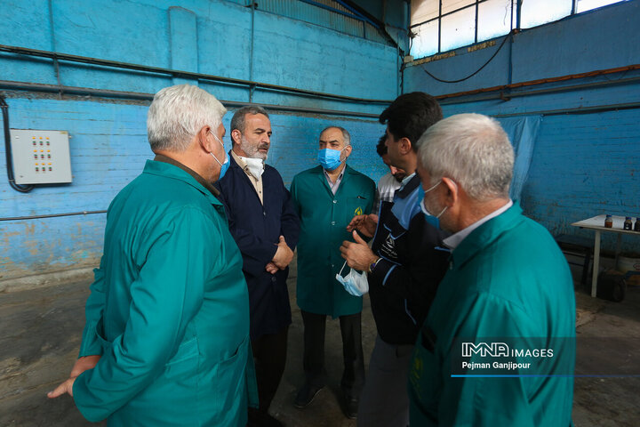 بازدید اعضای شورای شهر قم از کارخانه پسماند شهرداری اصفهان
