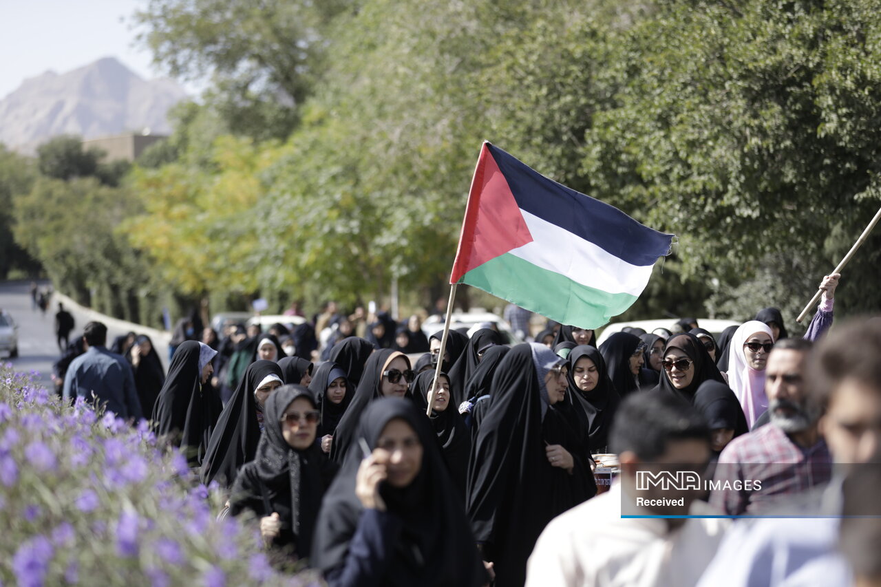 تجمع جامعه نخبگانی در حمایت از مردم مظلوم فلسطین