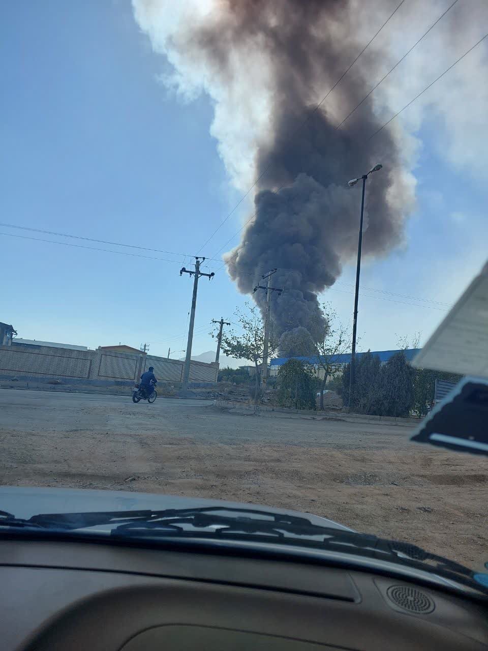 آخرین جزئیات حریق وسیع در شهر صنعتی گلپایگان + عکس