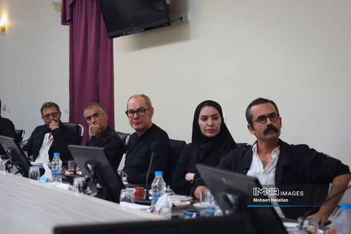 جلسه بازدید و هماهنگی طرح پل عابر پیاده گردشگری، تفریحی زاینده‌رود