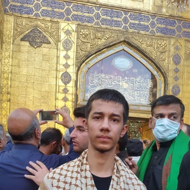 علیاصغر هدیه شد به حضرت علیاصغر(ع)