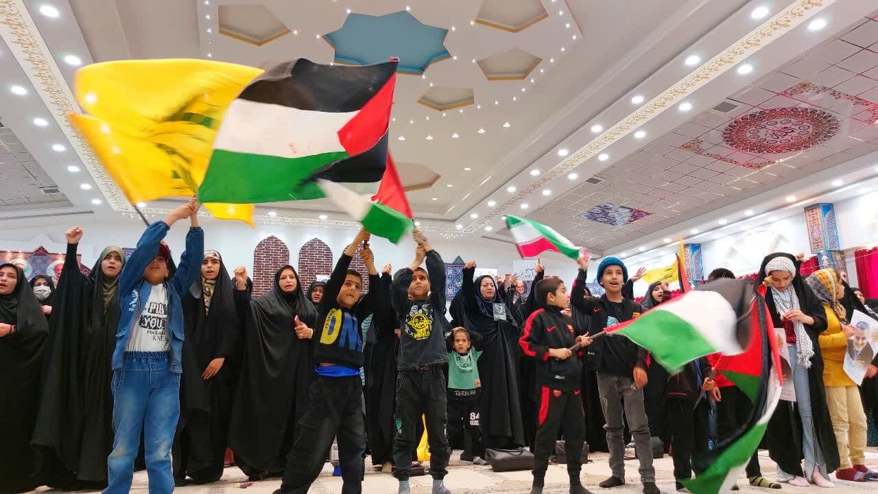 تجمع بزرگ مادران و کودکان یاسوجی در حمایت از کودکان غزه+ تصاویر