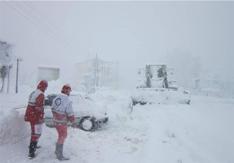 روستاهای مارگون پنجه در پنجه با سرما