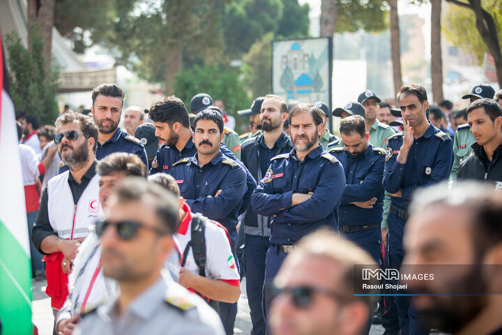 اجتماع امدادگران، داوطلبان و جوانان جمعیت هلال احمر اصفهان در محکومیت رژیم صهیونیستی