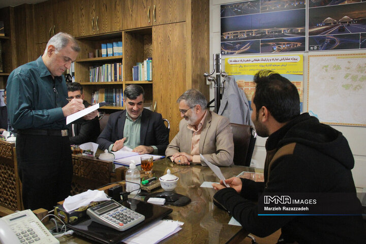 کمیته نظارتی شورای شهر اصفهان در منطقه 15 شهرداری