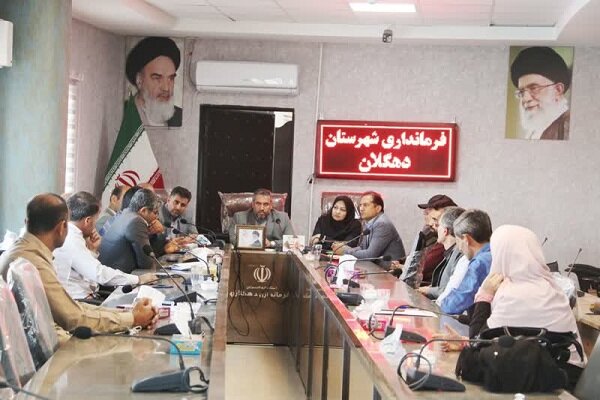 خیران در زمینه ارتقای شاخصهای کتابخوانی ورود کنند