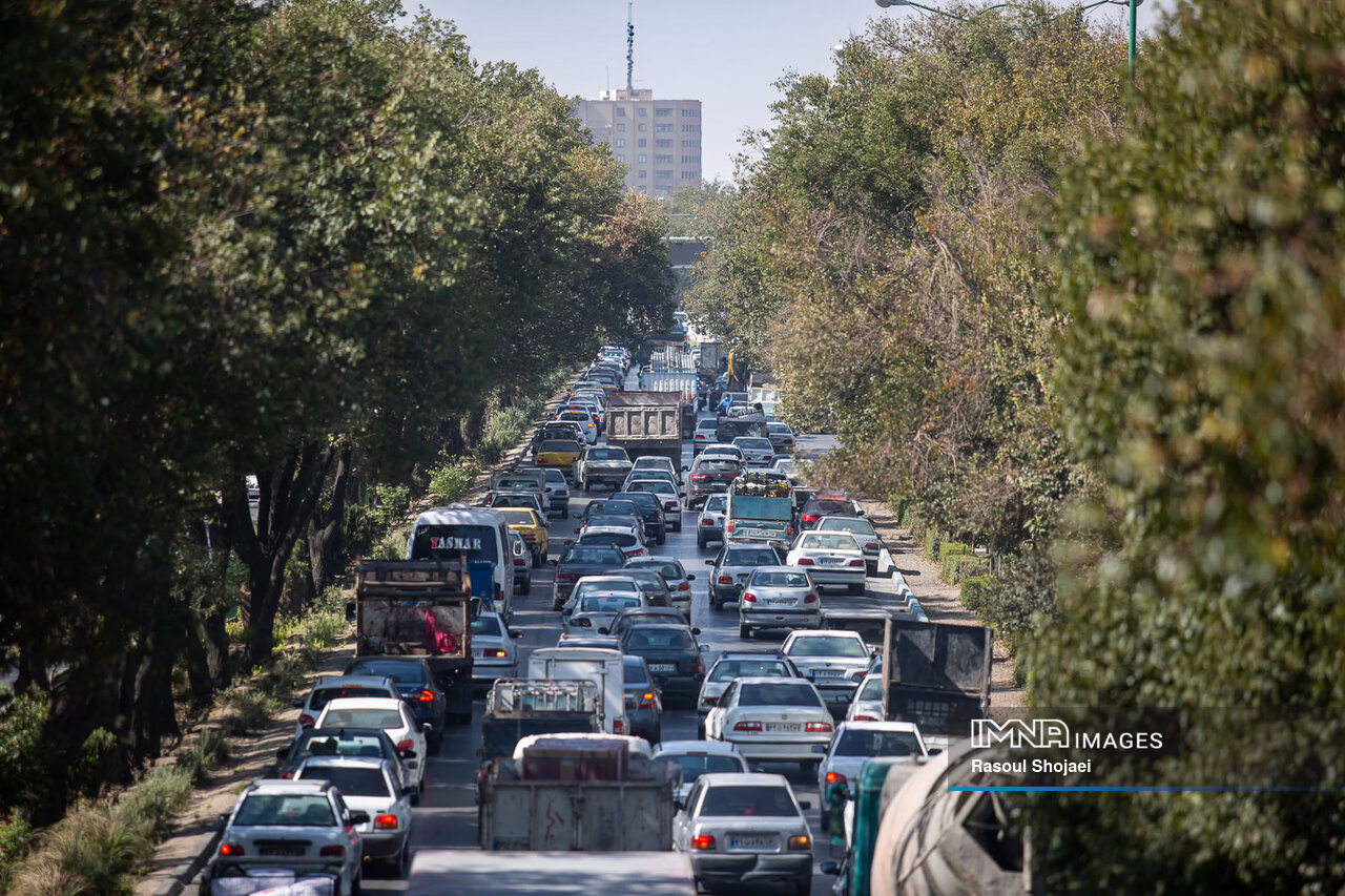 ترافیک در این خیابان‌های اصفهان به اوج می‌رسد/ راهکار پلیس چیست؟