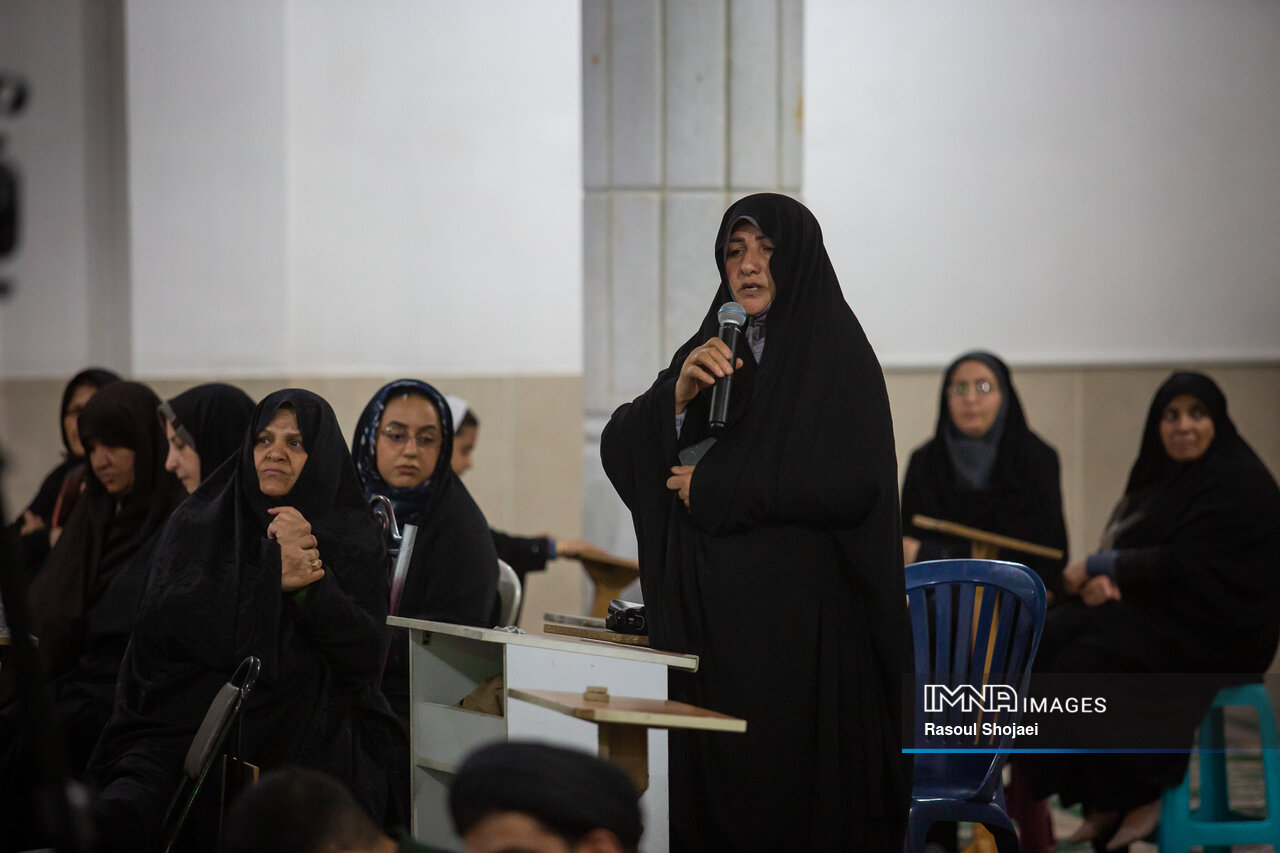 اهالی منطقه ۱۳ در دیدار با شهردار اصفهان چه گفتند؟