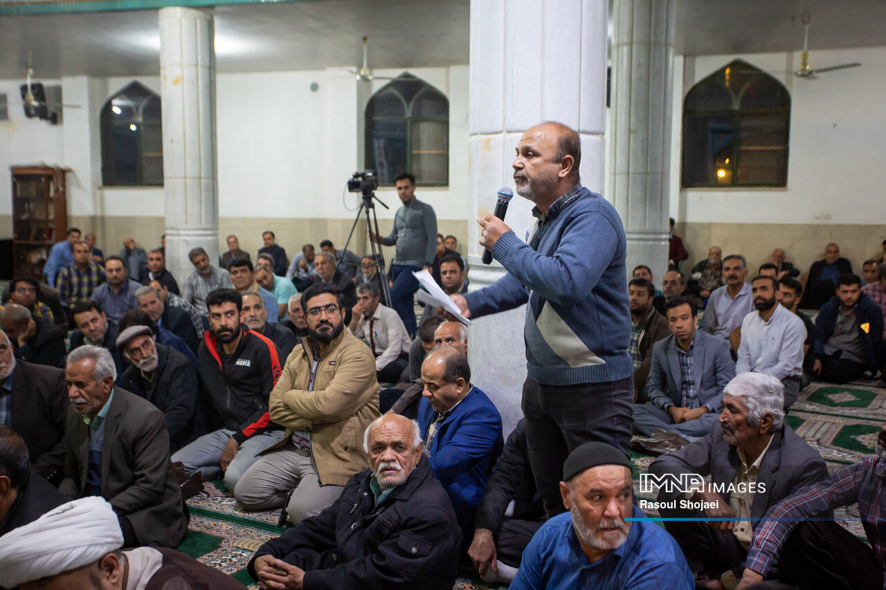 اهالی منطقه ۱۳ در دیدار با شهردار اصفهان چه گفتند؟