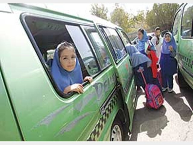 نرخ سرویس مدارس در کرمانشاه با تاخیر اعلام شد