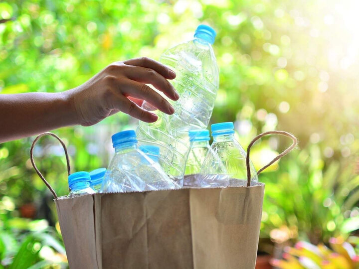 تبدیل پلاستیک بازیافتی به تی‌شرت در دبی