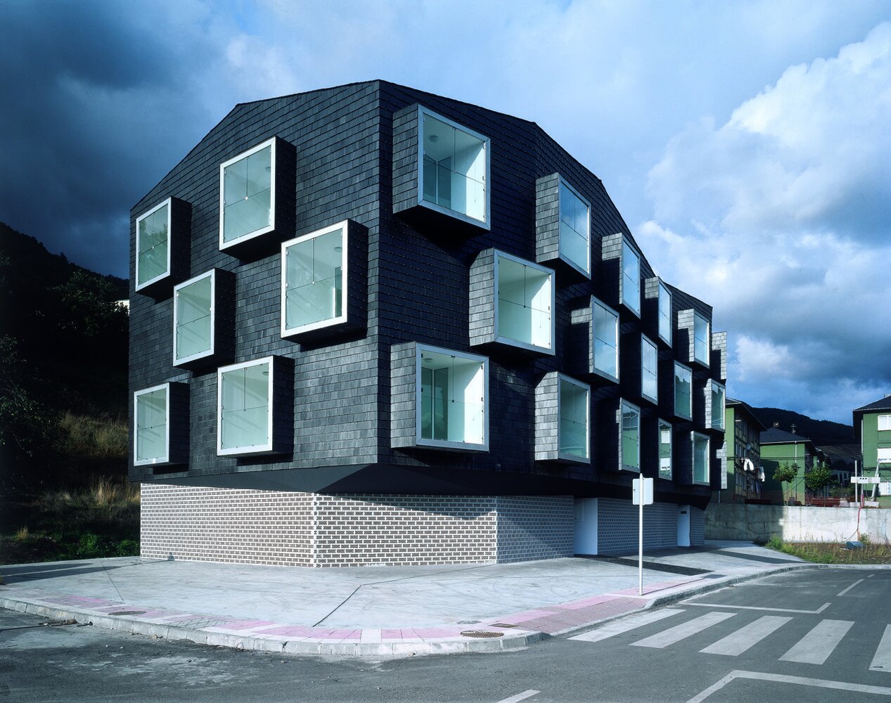 سیاستهای توسعه مسکن اجتماعی در کشورهای مختلف جهان