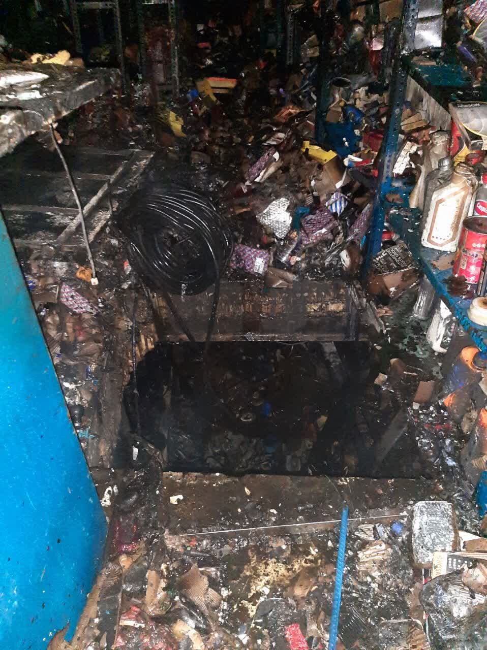 فوت یک زن در پی سقوط از کوه صفه / حریق فروشگاه و انبار لوازم یدکی خودرو + عکس