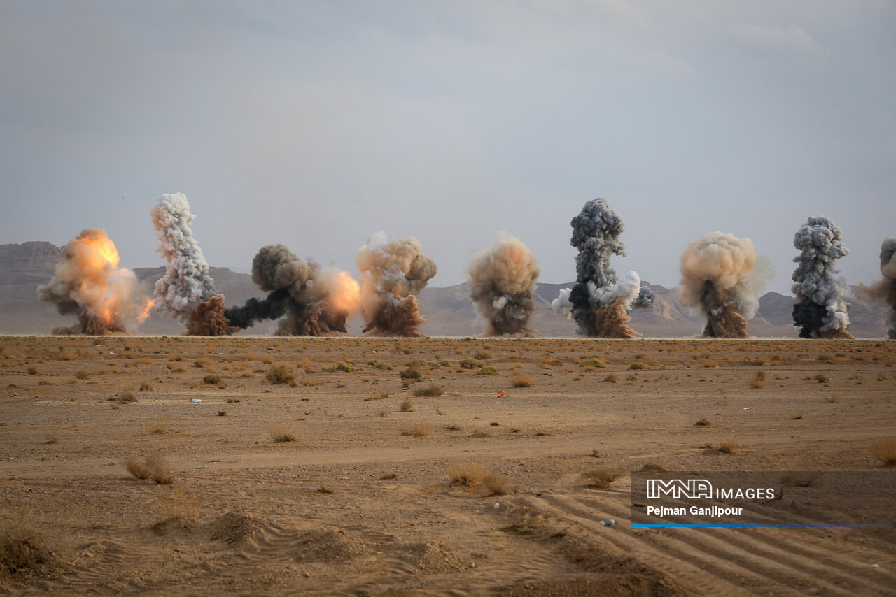 از پرواز شبانه بالگرد شینوک تا غرش موشک کروز حیدر