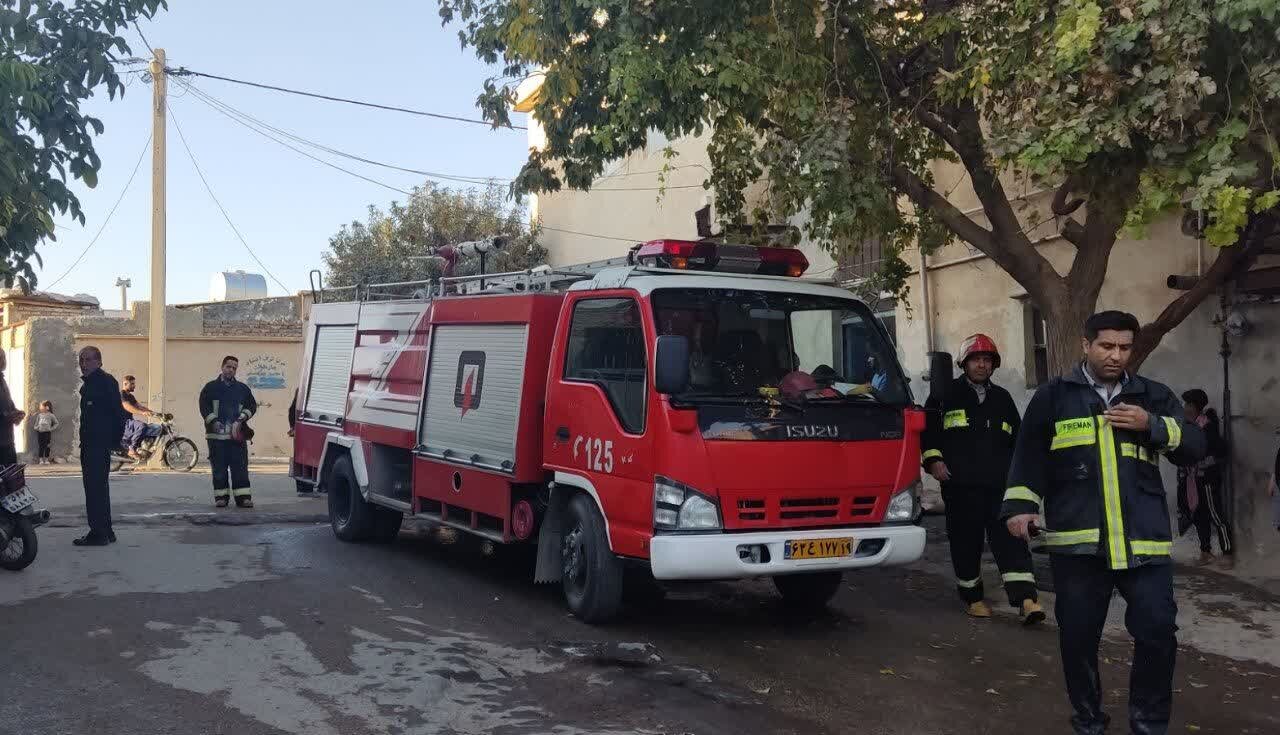 آتش‌سوزی منزل مسکونی در جعفرآباد ۱ مصدوم بر جای گذاشت