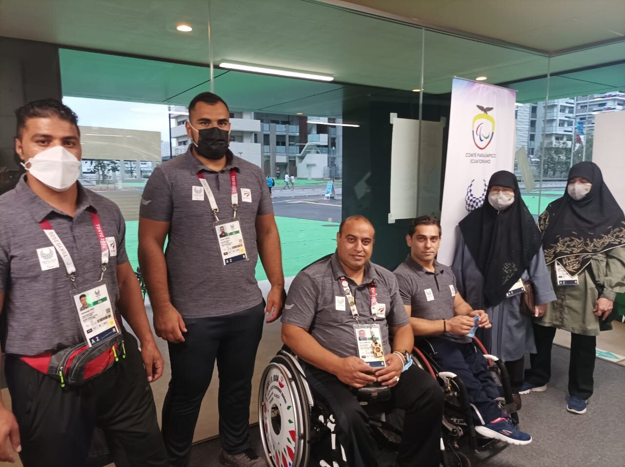 ادای احترام قهرمانان هانگژو به شهدا