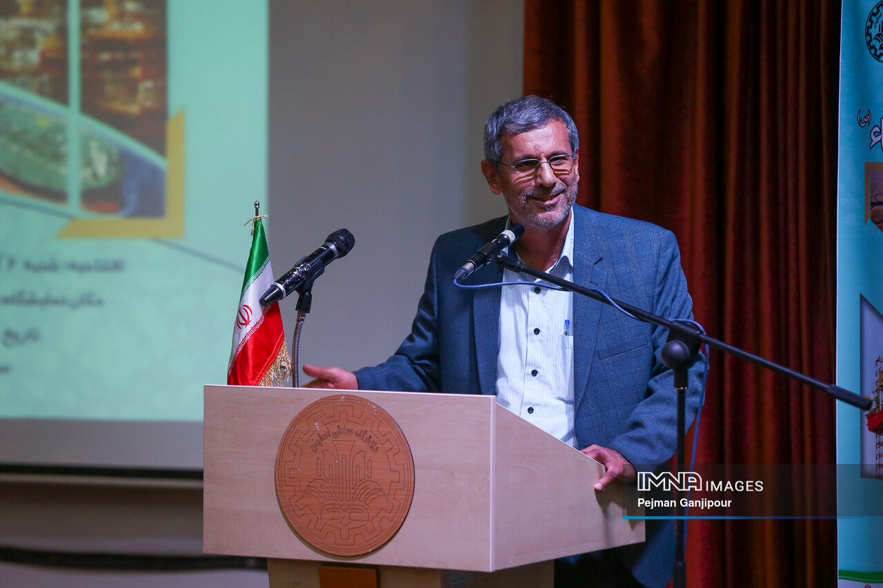 نیاز به حضور جدیتر قرارگاه خاتم الانبیاء در پروژههای اصفهان داریم