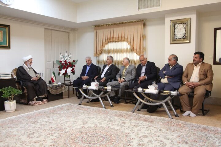 لزوم استفاده از تمام ظرفیتها در راستای کاهش بیکاری در کرمانشاه لزوم استفاده از تمام ظرفیتها در راستای کاهش بیکاری در کرمانشاه