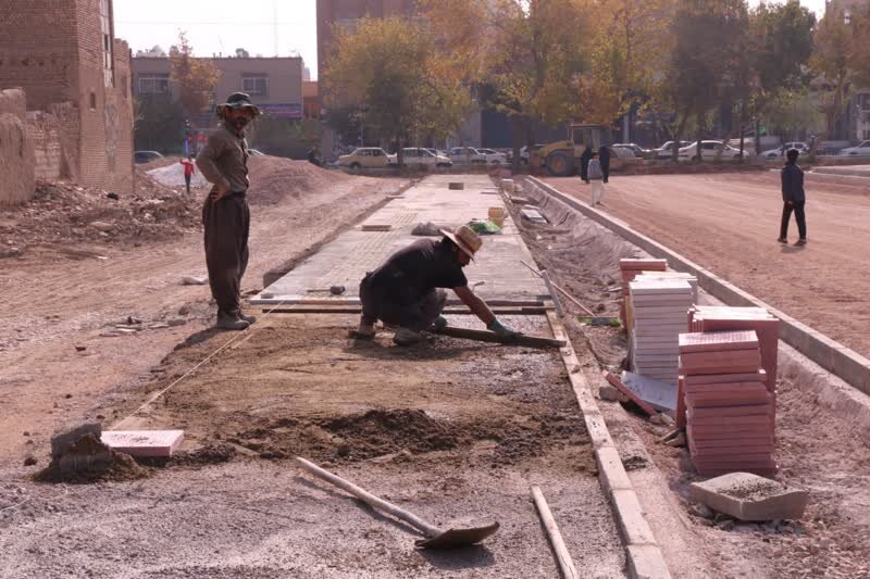 اجرای عملیات تعمیر و ترمیم پروژه‌های عمرانی در منطقه ۹ اصفهان