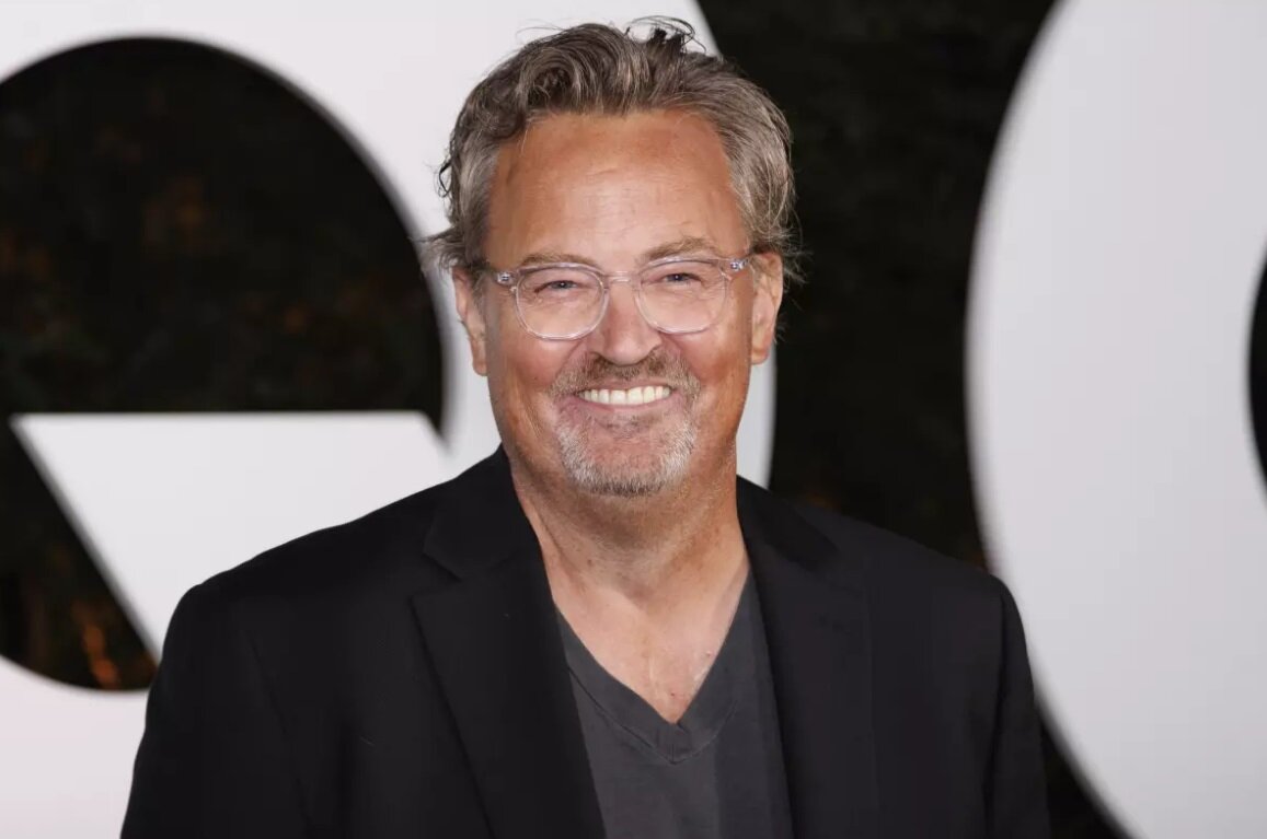 متیو پری بازیگر چندلر بینگ سریال فرندز + کتاب خاطرات matthew perry، بیوگرافی و عکس