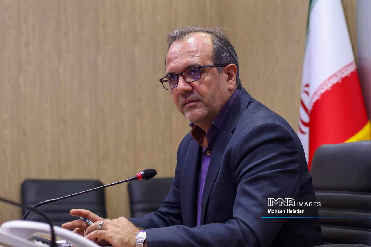 شهروندان حق بریدن درخت در ملک شخصی را ندارند/ پیگیر متخلفان قطع درختان ناژوان هستیم