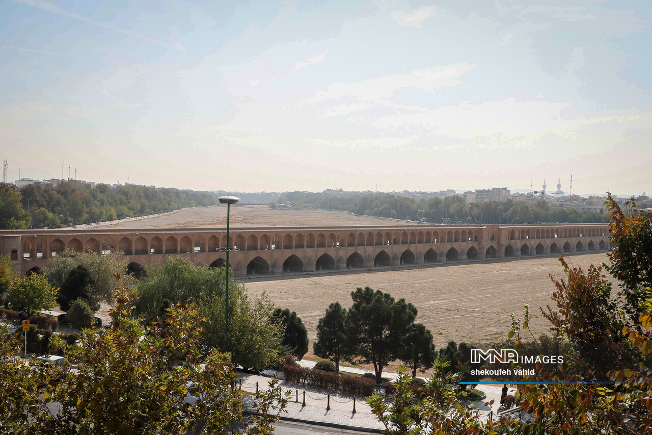 بن-بروجن در یک قدمی افتتاح/ نمایندگان مجلس: بارگذاری جدید بر زایندهرود خلاف قانون است
