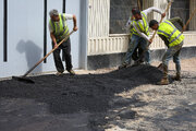 اجرای پروژه لکه‌گیری آسفالت معابر فرعی منطقه ۷ اصفهان با ۷ میلیارد تومان اعتبار