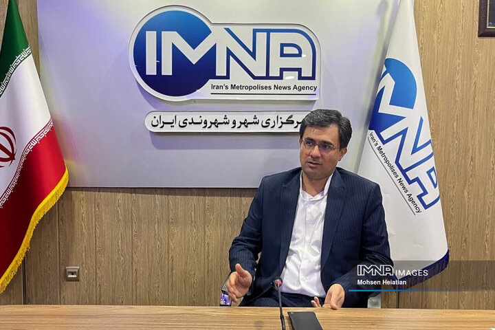 آغاز فصل تازهای در حملونقل هوشمند اصفهان؛ سفر آسان با کیوارکد در تلفن همراه