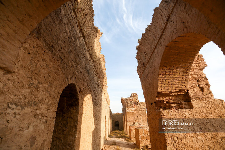 کاروانسرای سنگی روستای محمدآباد قم